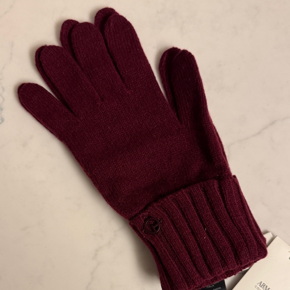 Beautiful ARMANI COLLEZIONI GLOVES 100% cashmere